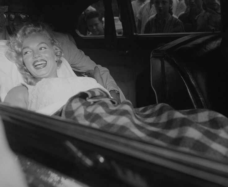 Marilyn Monroe leaving hospital